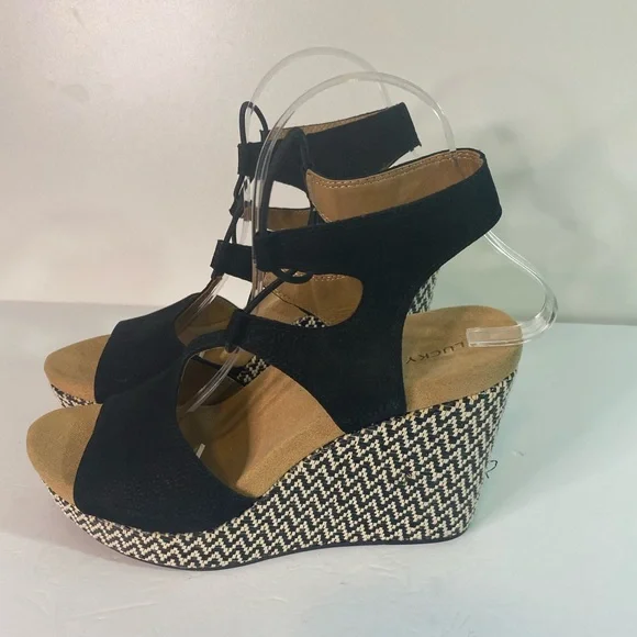 Lucky Brand Yejidas Sandals size 9 NWOT - Picture 5 of 9